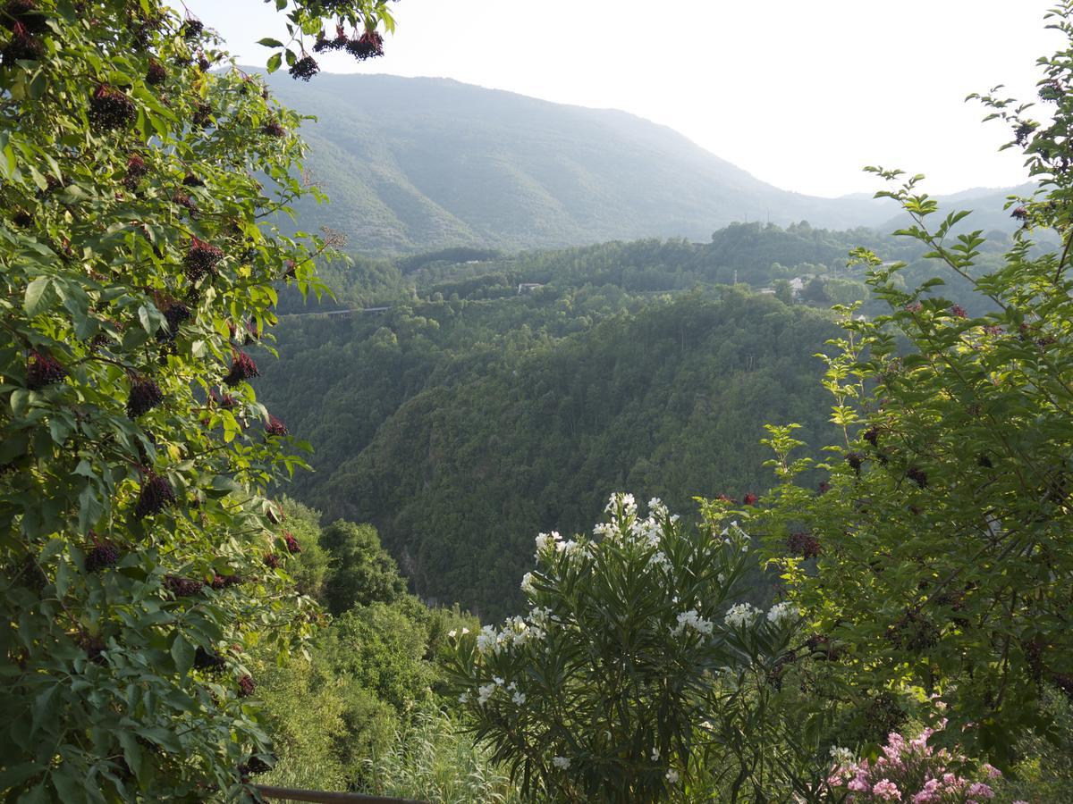 B&B Lo Straniero Rivello Buitenkant foto